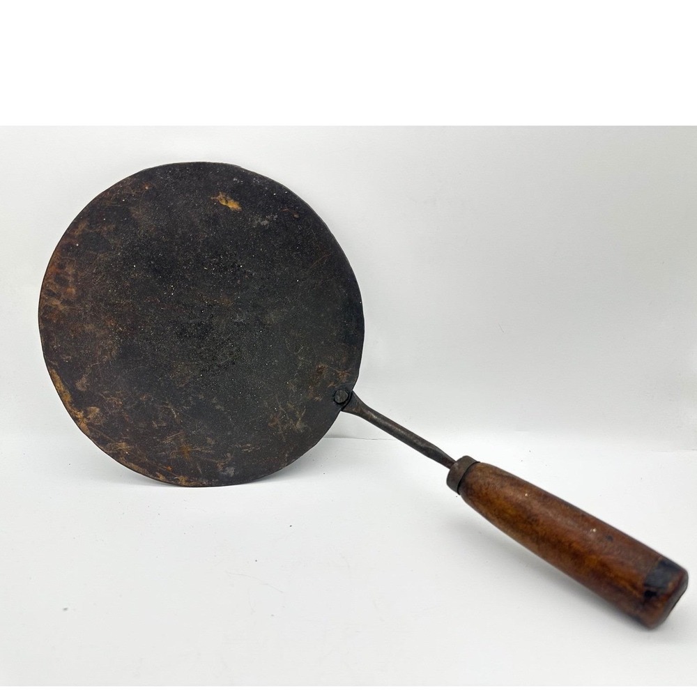 Antique Primitive Cast Iron Griddle Round Flat Pan Wood Handle 8 inch Rustic